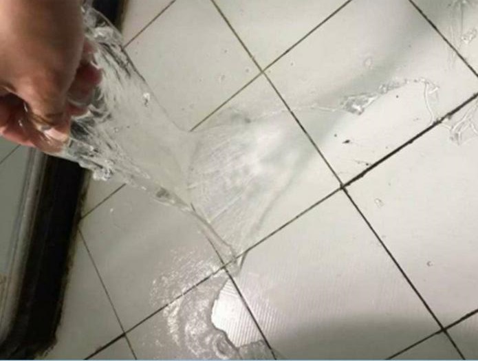 衛(wèi)生間漏水無須砸磚，小編教你這樣做