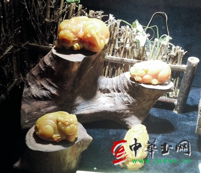 五子登科 黃蠟石