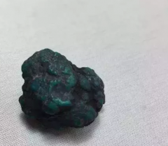 圖解極品綠松石手串串珠的加工過程